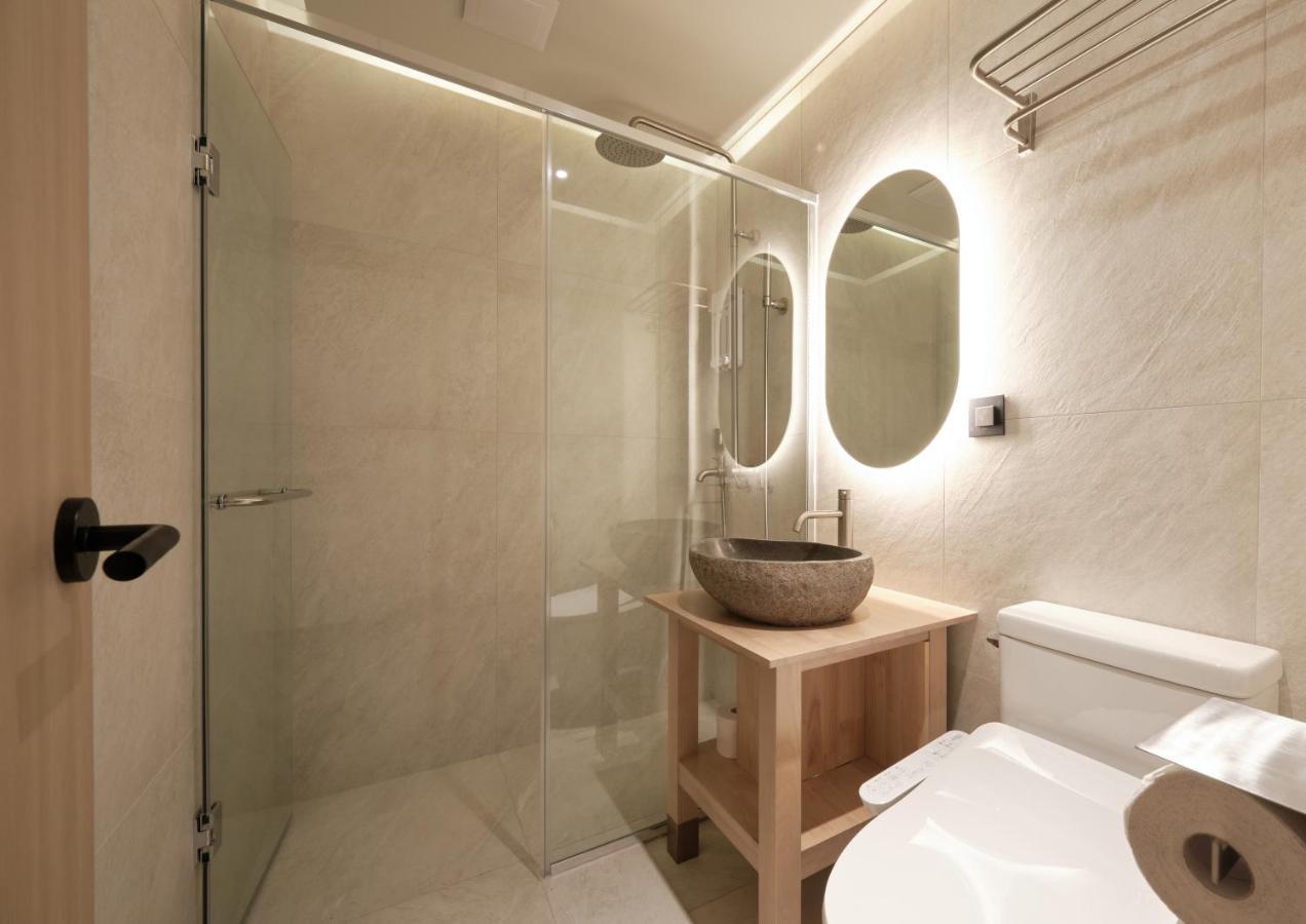 Uh Suite Central Seoul Exterior photo